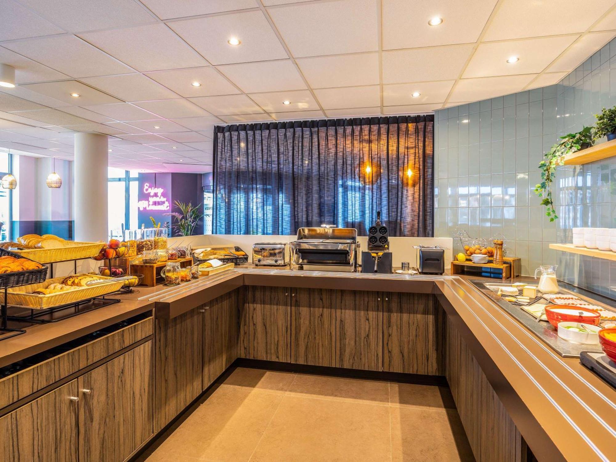 Ibis Styles Hotel Brussels Centre Stephanie Saint-Gilles Ngoại thất bức ảnh