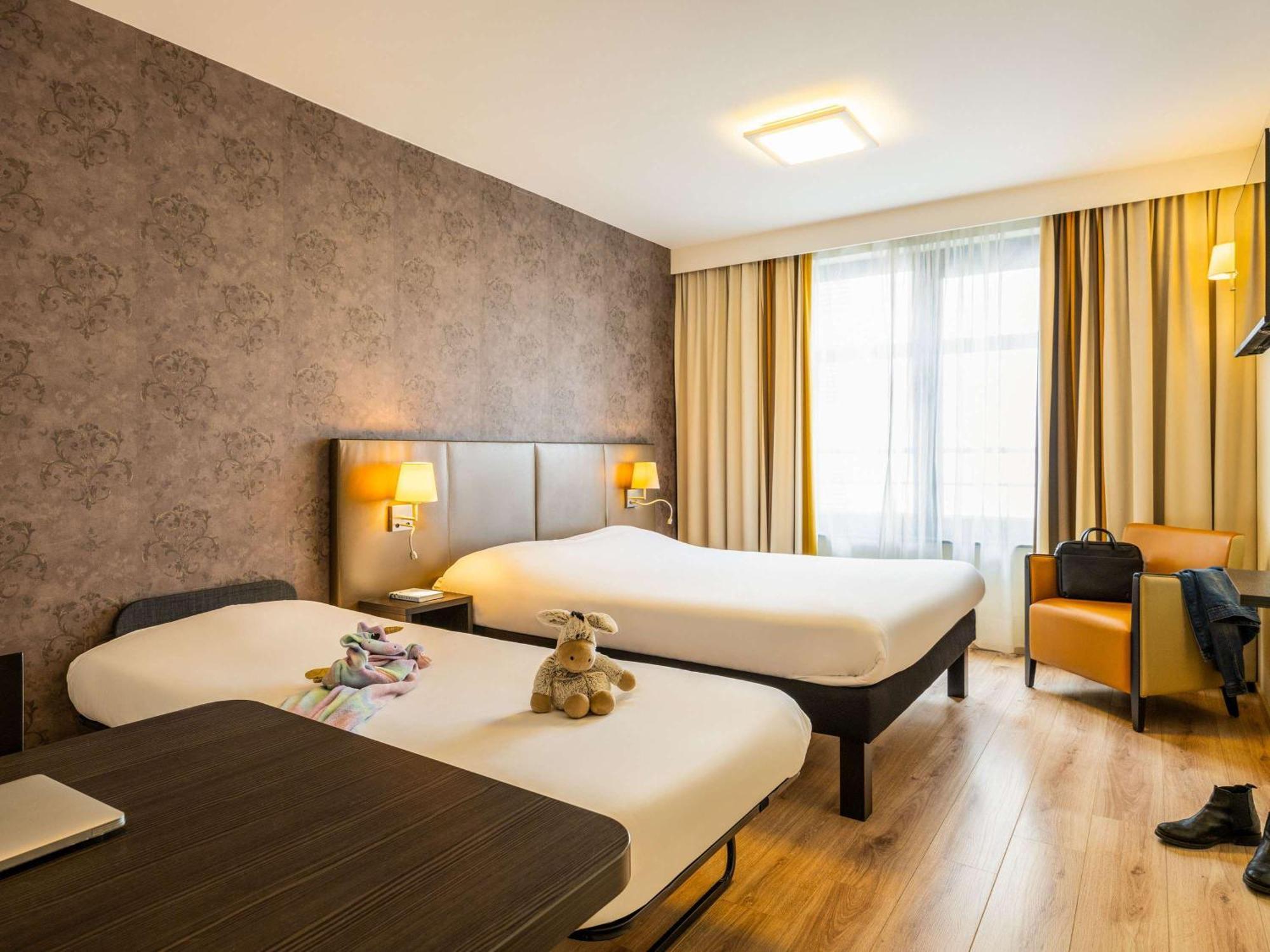 Ibis Styles Hotel Brussels Centre Stephanie Saint-Gilles Ngoại thất bức ảnh
